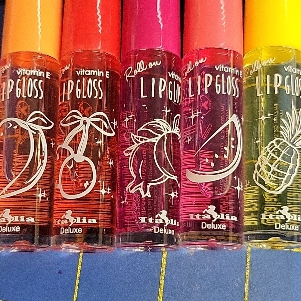 Italia Roll On Lip Gloss Set Of 5 Flavors NEW